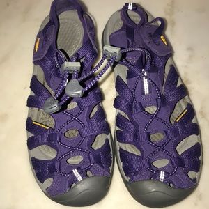 Keen - sandals mint condition- only worn 2x’s